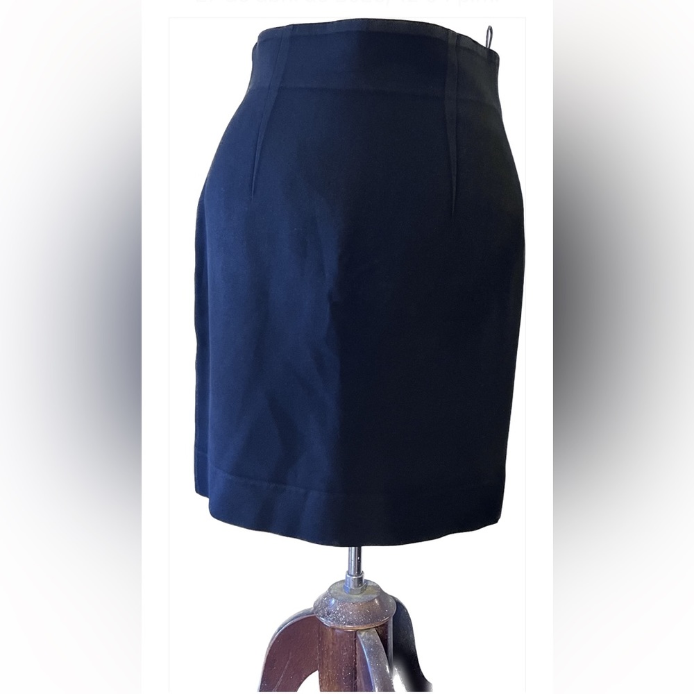 Moschino skirt black s8 petite pristine condition
